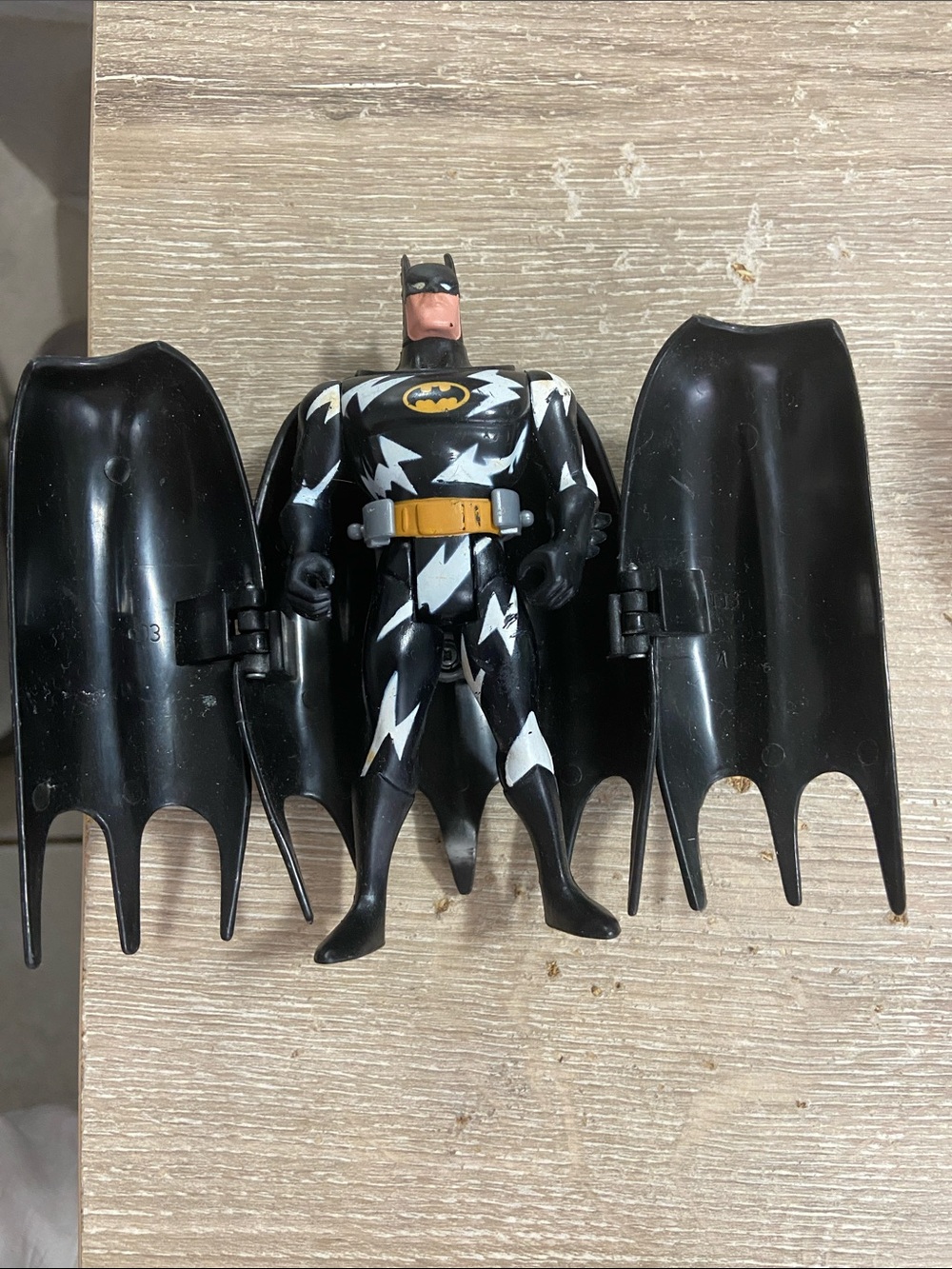1993 Kenner DC Comics - Batman - Lighting Strike  - Action Figure 5"